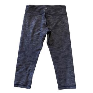 Lululemon Blue Cropped Leggings Size 6